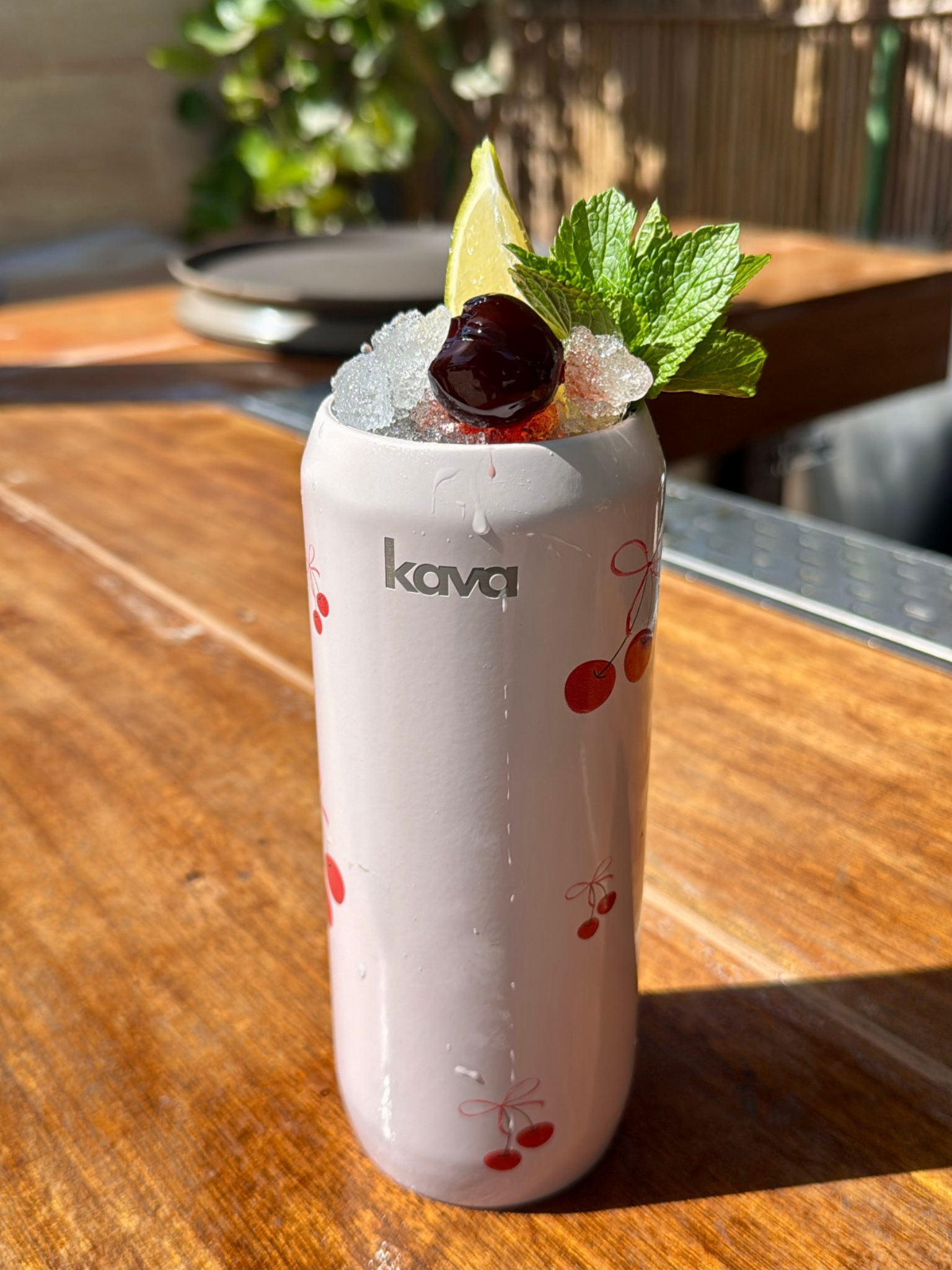 kava 2in1 Cherry Bottle